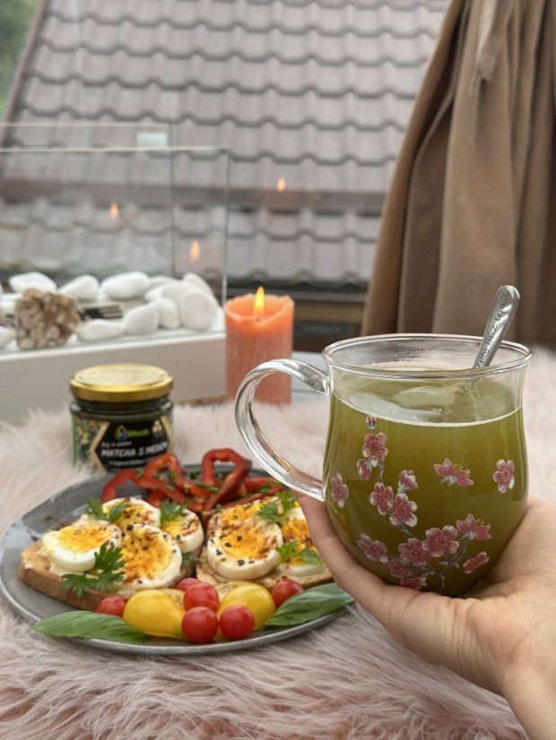 Matcha s medom